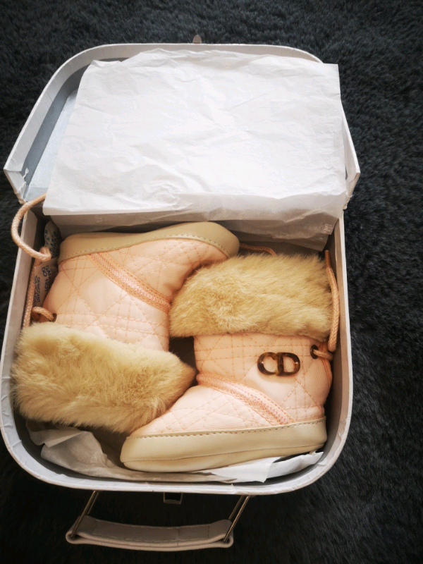 baby dior booties
